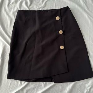 ❌not available❌ Boohoo Black Skirt with Gold Colored Buttons